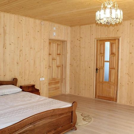 Homelike Yablunytsya Esterno foto