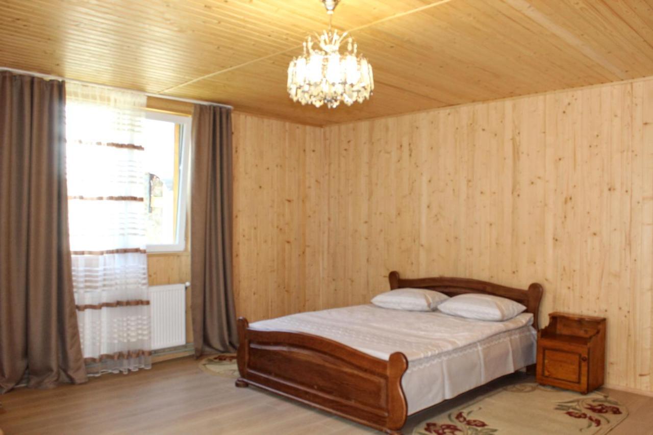 Homelike Yablunytsya Esterno foto