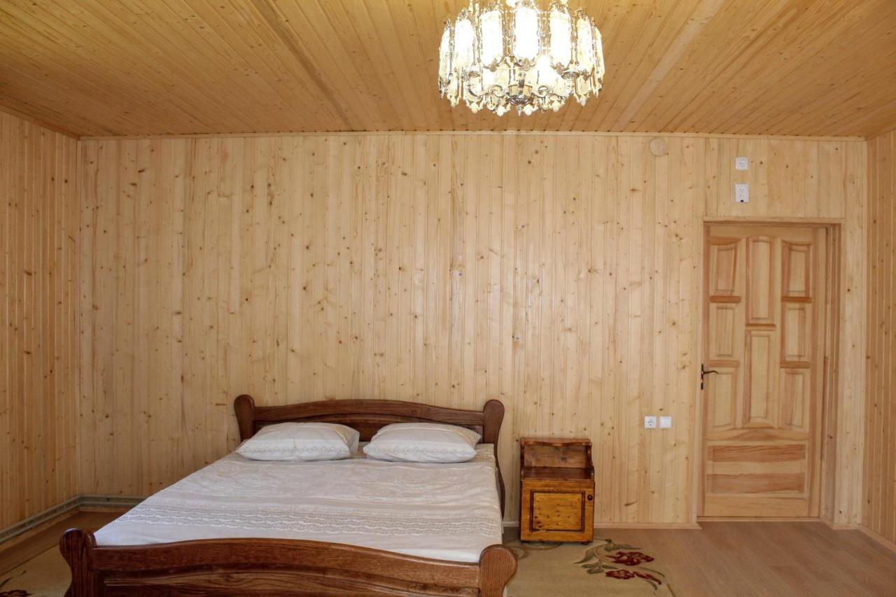 Homelike Yablunytsya Esterno foto